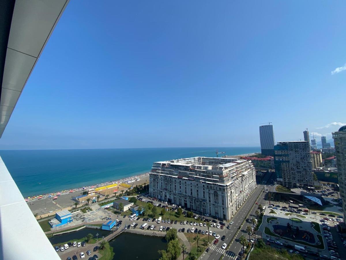 Batumi Continental Apartments Екстер'єр фото