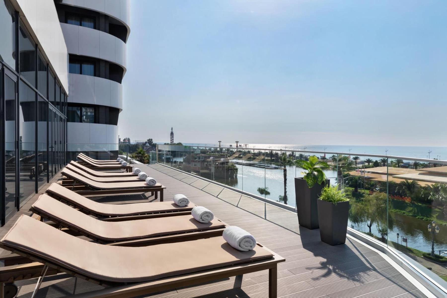 Batumi Continental Apartments Екстер'єр фото